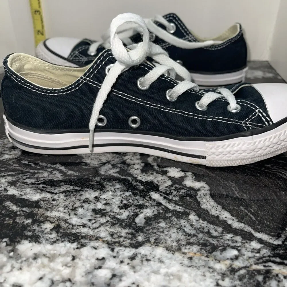 Converse Chuck Taylor All Star Low Top Black Canvas Youth Shoes 3J235 Size 3